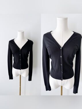 Theory black 100% wool v-neck cardigan